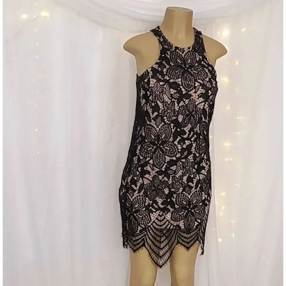 Express lace dress